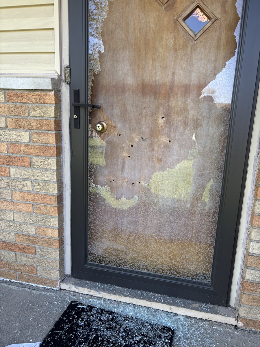 matthewfultztv's tweet photo. Photos from scene 

@WTHRcom https://t.co/SXUIGA6xFY