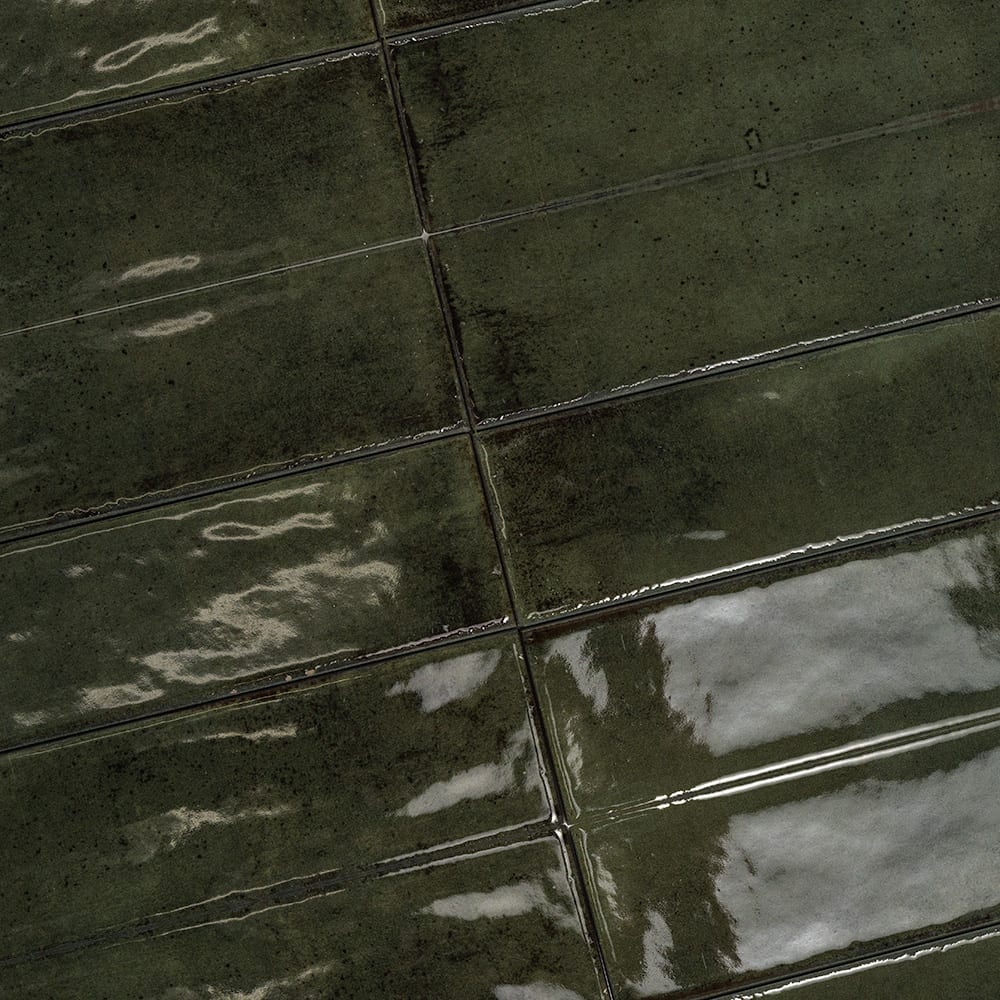 stonetiledepott's tweet image. Combined Fusion Smeraldo polished zellige look tiles with Orrizonte polished terrazzo in the bathroom ✨

The green tones and terrazzo pattern give the space a fresh, elegant feel.

#Terrazzo #LuxuryBathroom #ElegantInteriors #DecorTrends #ZelligeTiles