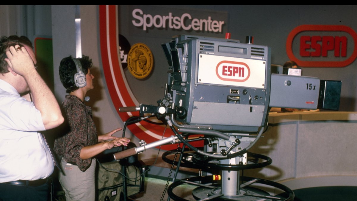 ESPN Front Row tweet media