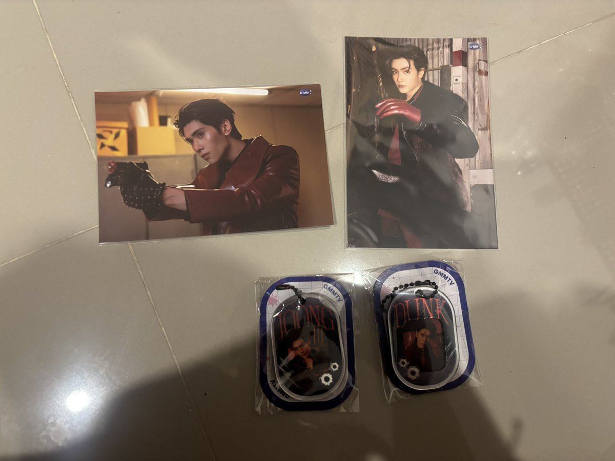 Cherlyn_thana's tweet image. ค่าส่ง 30 บาท
สนใจอันไหนทักได้ ต่อราคาได้ 600 ขึ้นไป แถมกระเป๋า lucky bag 
หาเงินไปคอนต่อไป
#ตลาดนัดGmmtv
#Gmmtvfanival2026
#Luckybag