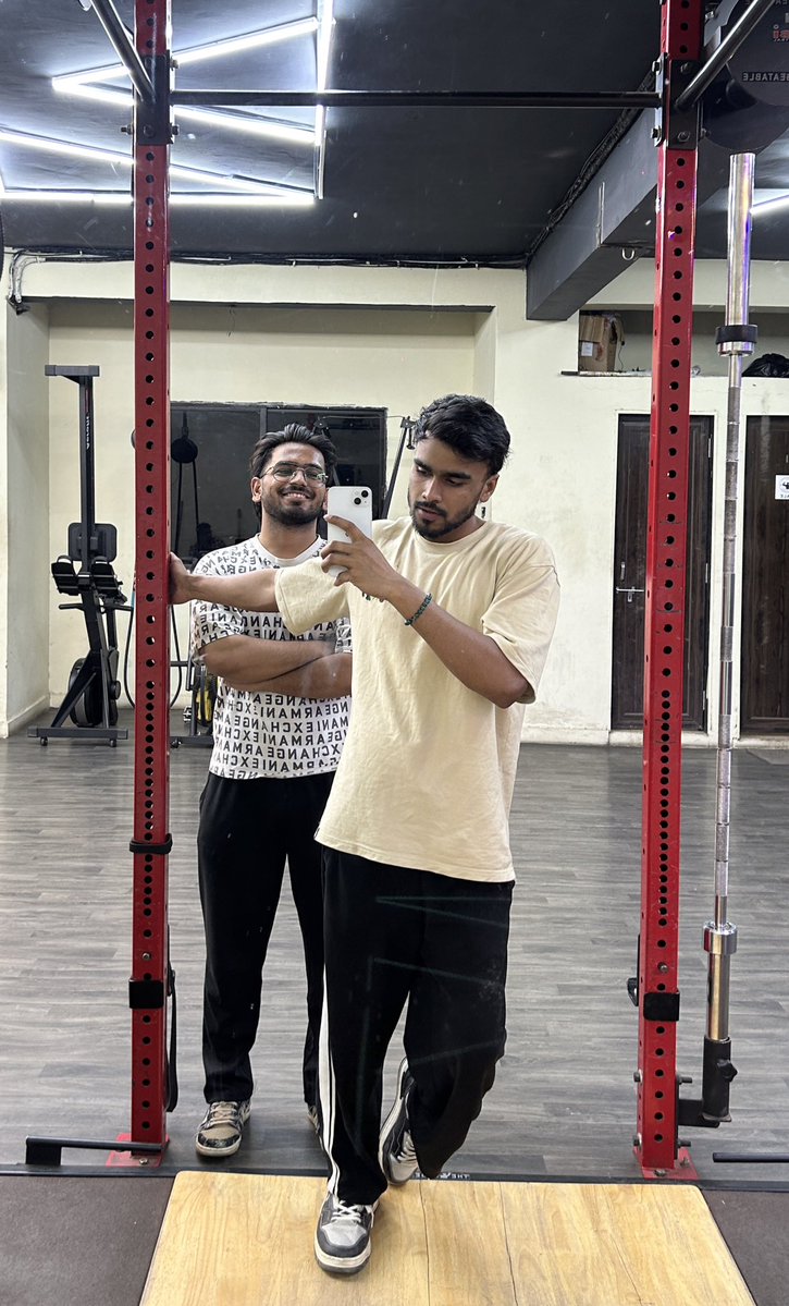 Roarxprince tweet media