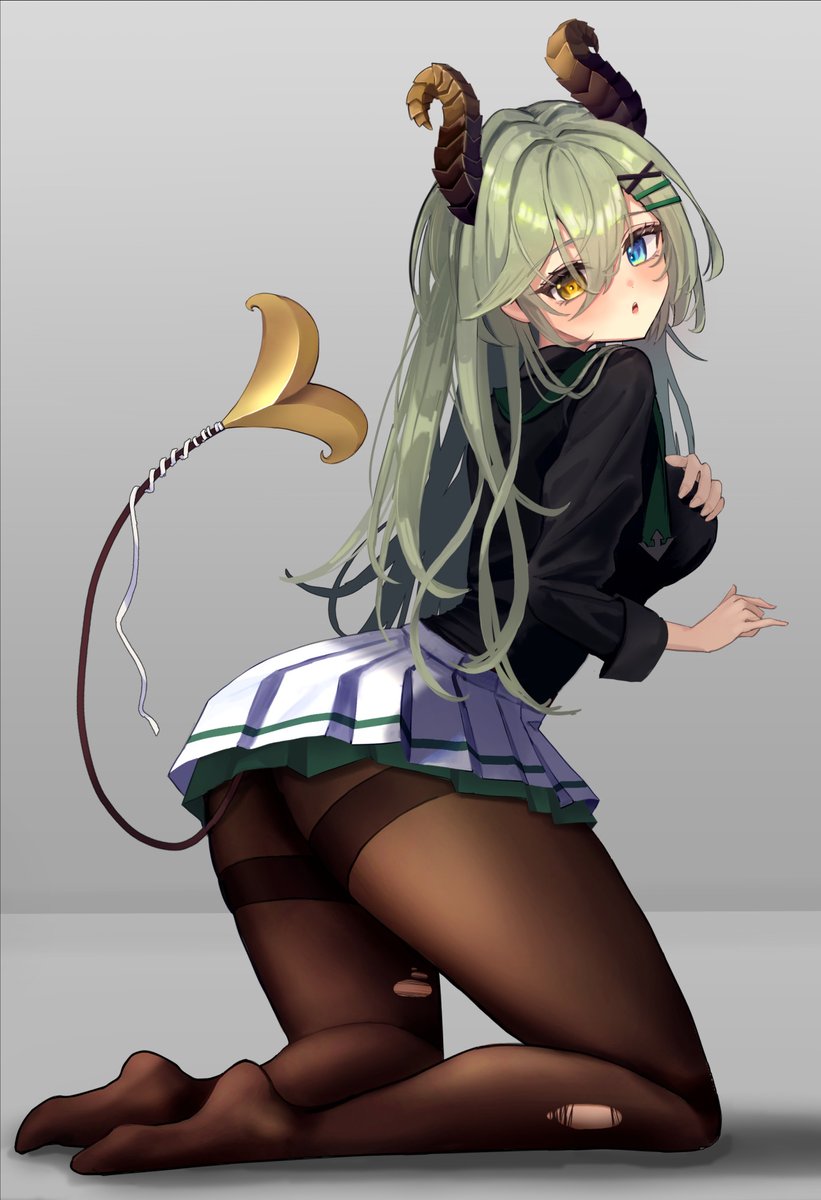 べにばな tweet media