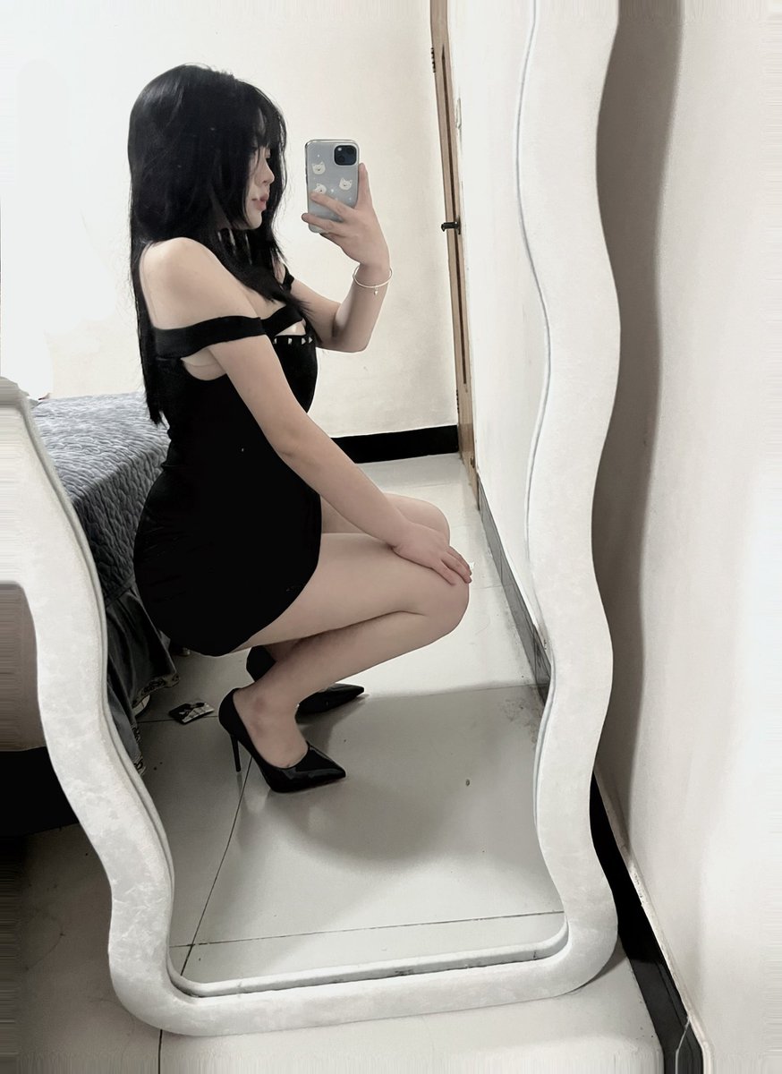 jeahen__'s tweet photo. 比王更狠一点的，叫主
#女S #4i女��� #第四爱 #四爱 #iiiis #iiii #4i #S https://t.co/NSj5dyK9Jm