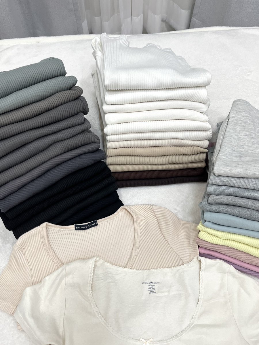 cardy cardigan tweet media