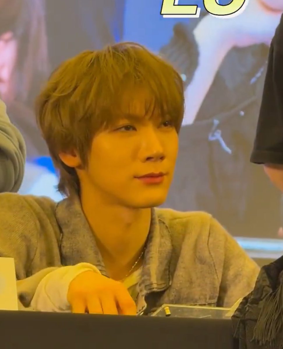 fiifharr` tweet media