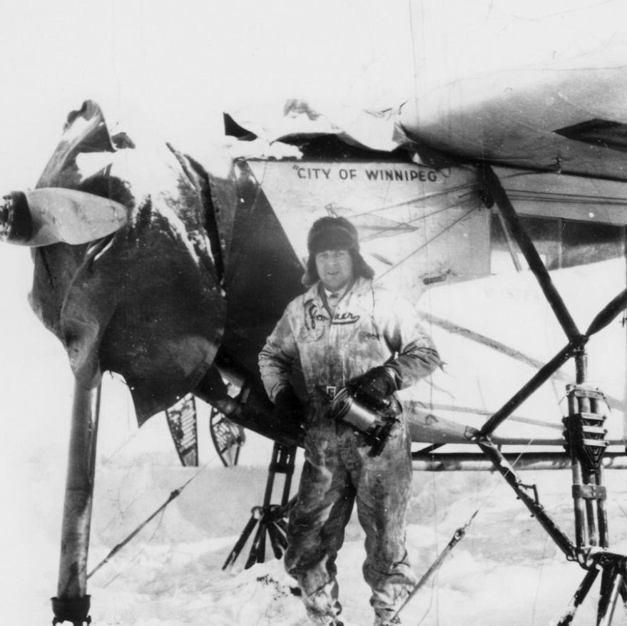 By the late-1920s, plans to build the railroad and port were moving forward but supplies had to get to Churchill.
Western Canada Airways was hired for the task, which was assigned to Rod Ross, Bernt Balchen, ‘Al’ Cheesman and F.J. Stevenson. 

🧵 3/6