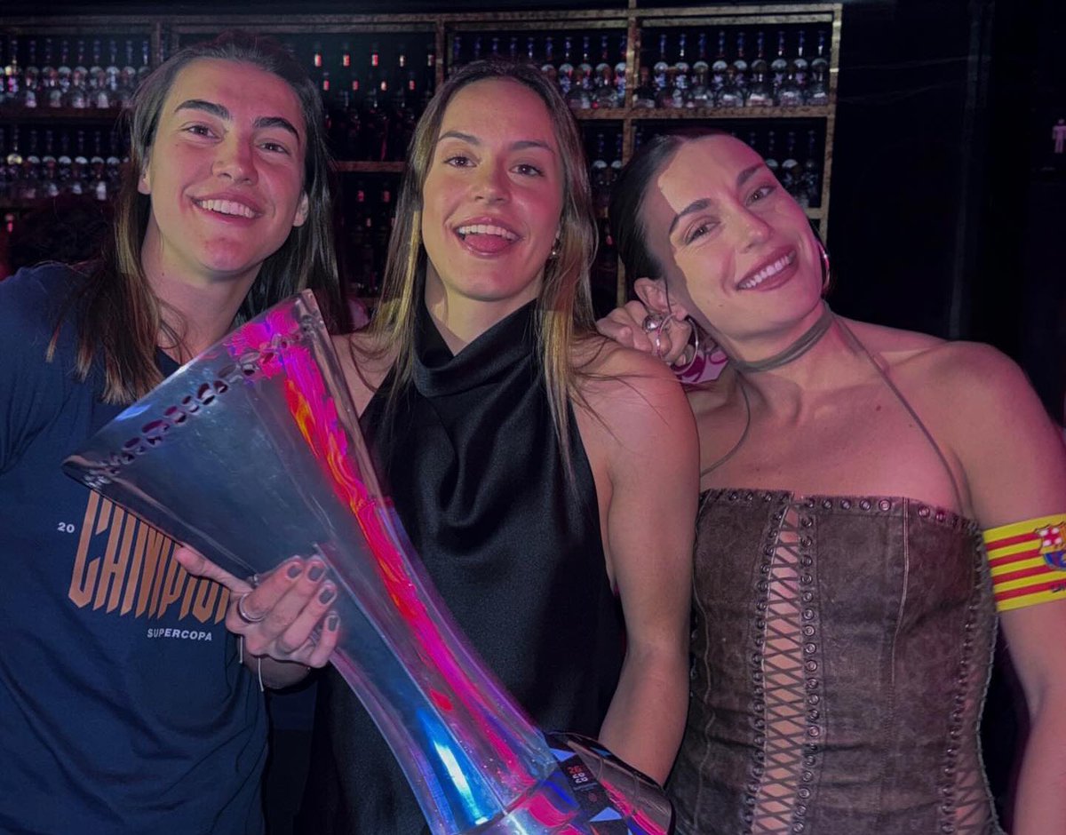 nika 🪻☁️ tweet media