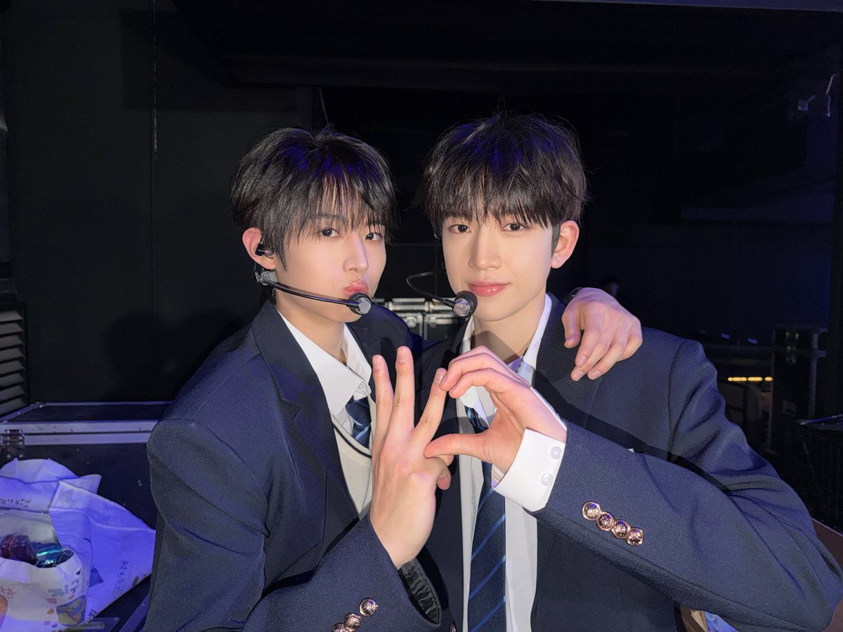 ..ㅁㅣ tweet media