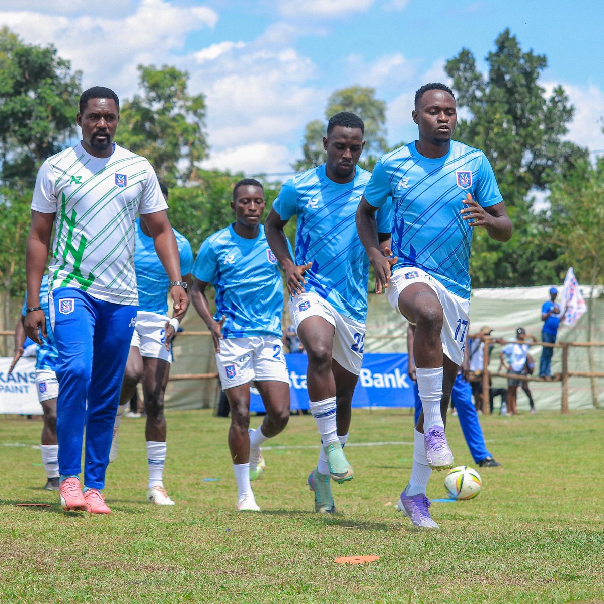 MUKASA_DENIS tweet media