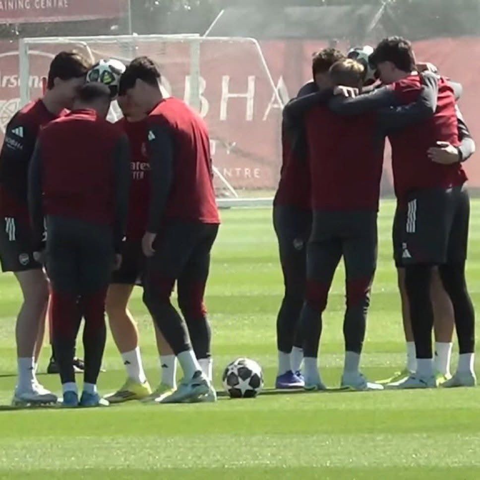 Tel_lo 🙂 tweet media