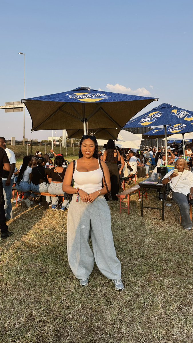 ktln.🧚🏾‍♀️ tweet media