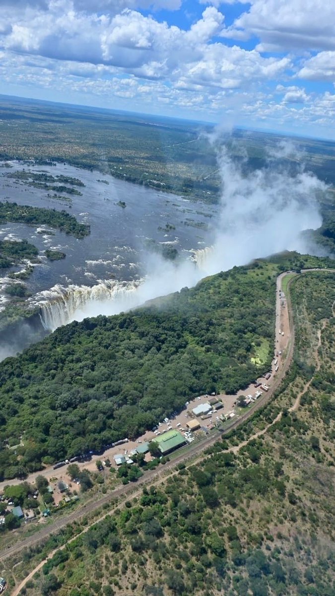 Auric Air tweet media