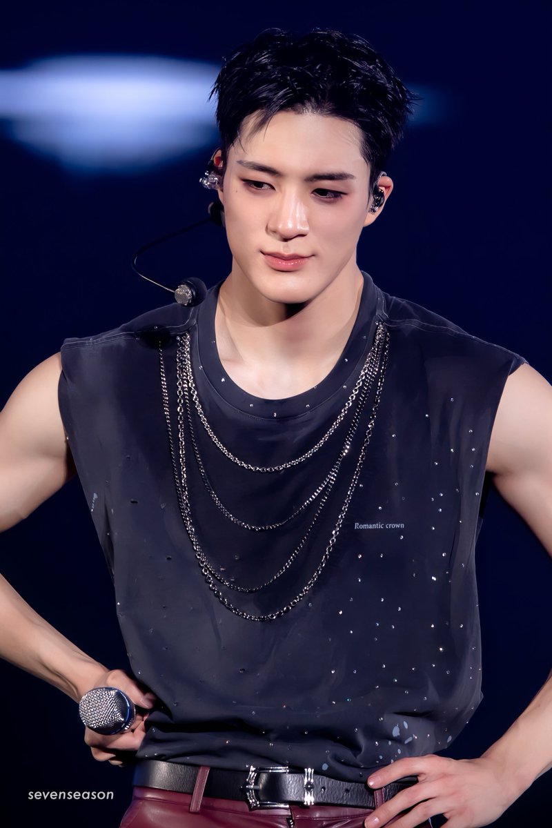 𝙨𝙨𝙨𝙨𝙨𝙨𝙨𝙚𝙖𝙨𝙤𝙣 tweet media