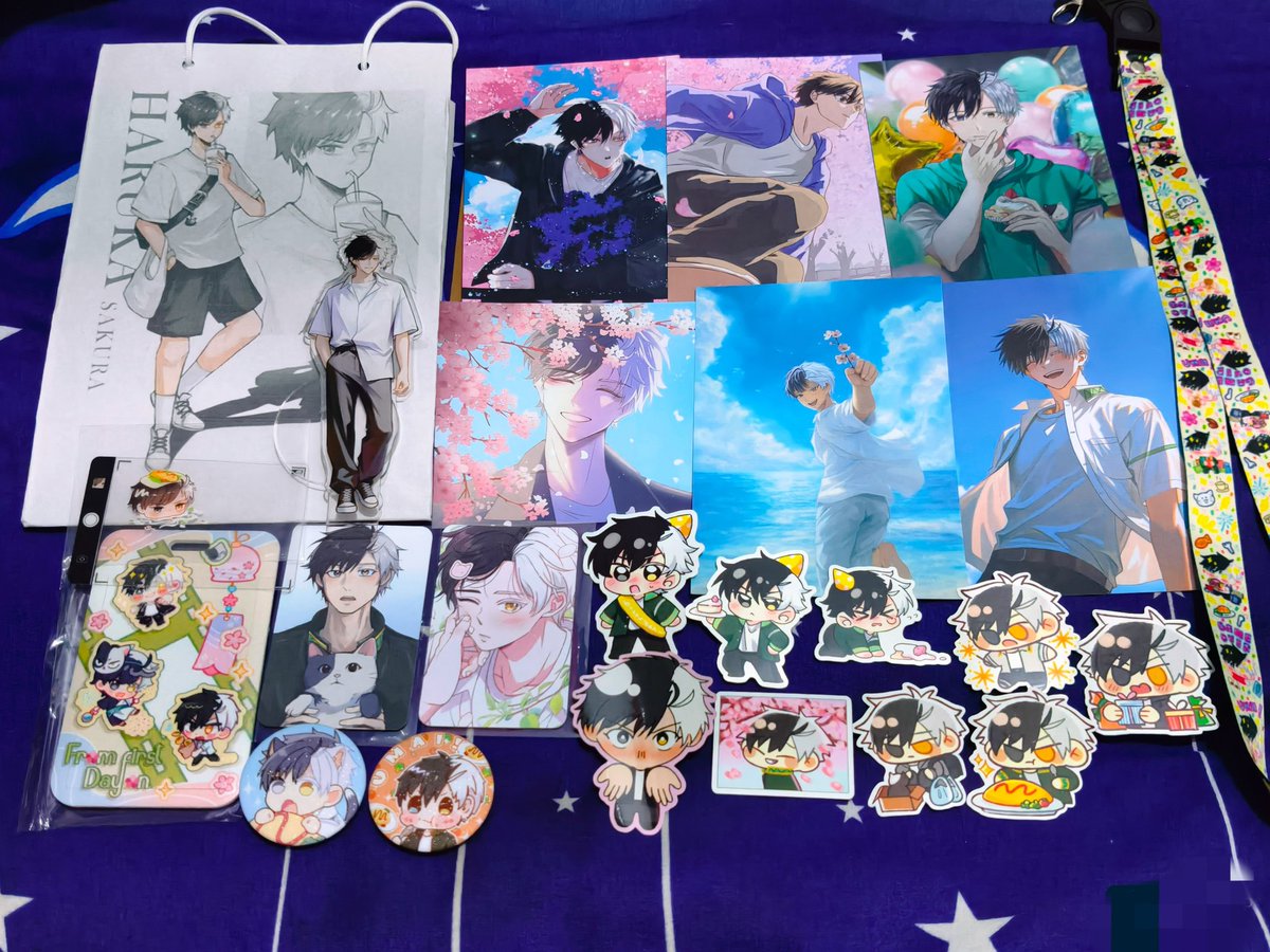 aho_Kitsune's tweet photo. Baru sempet foto. 
Isi besek selametan ultah cakula kemarin dan hasil trade + freebies juga. 

Makasi yageeeezzz akan kujaga baik2 sepenuh hati 😭🙏😭🙏

#SakuraHarukaBirthdayProject #FromFirstDayOn https://t.co/rzBp5XyOYG
