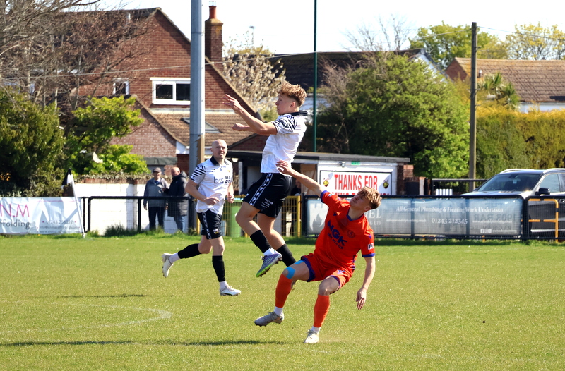 Roger Smith tweet media