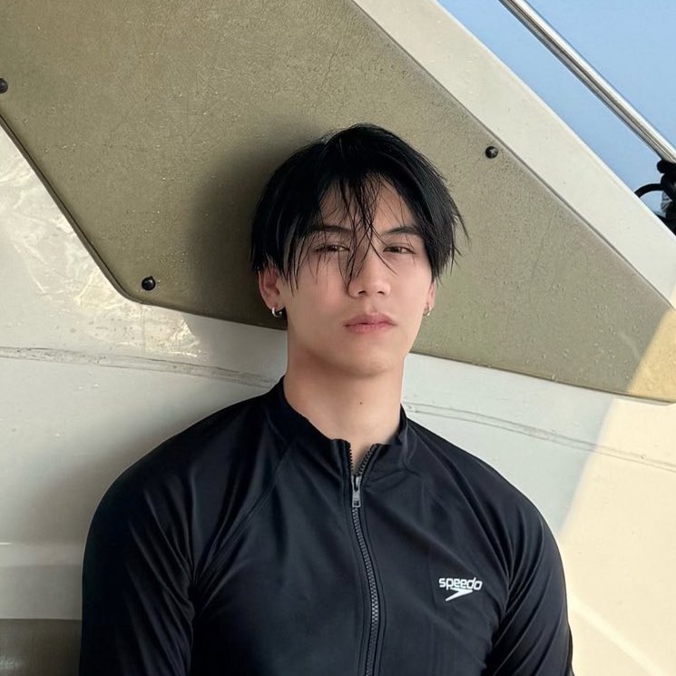 𝐅𝐞𝐚 🩵🤍 | rest.less | tweet media