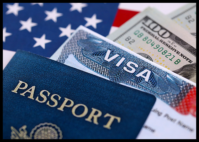 RTTNews's tweet image. US Revokes Green Cards Of Foreign Nationals With Ties To Iranian Regime dlvr.it/TRv5h3 #GreenCard #ImmigrationReform #Iran #MarcoRubio #HumanRights