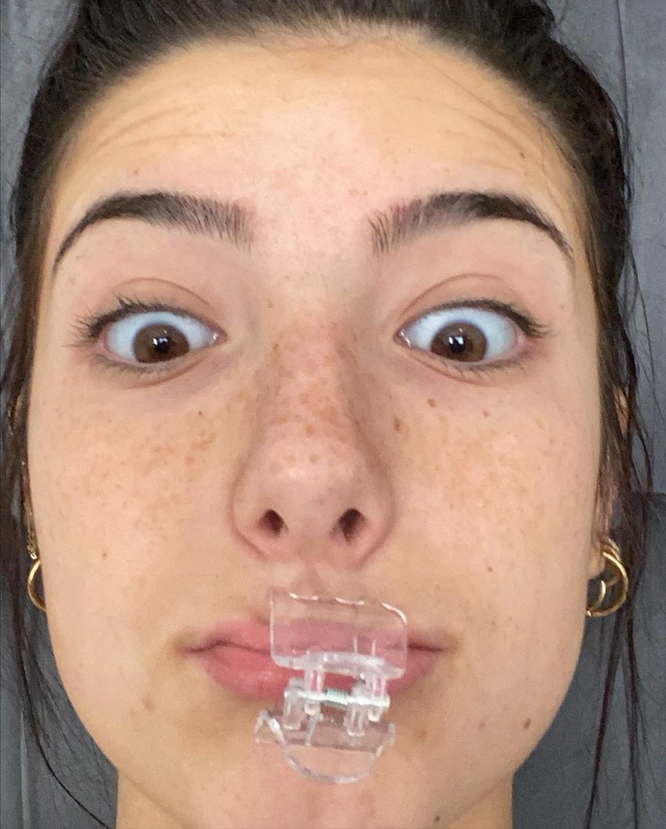 Faces & Tummies tweet media