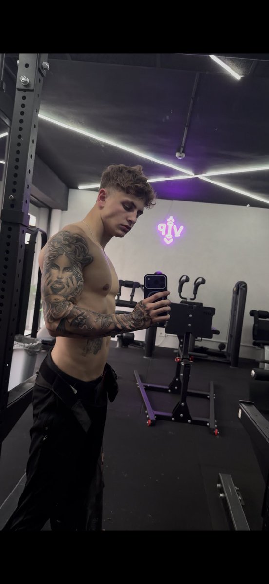 Xxaviiiiherrere tweet media