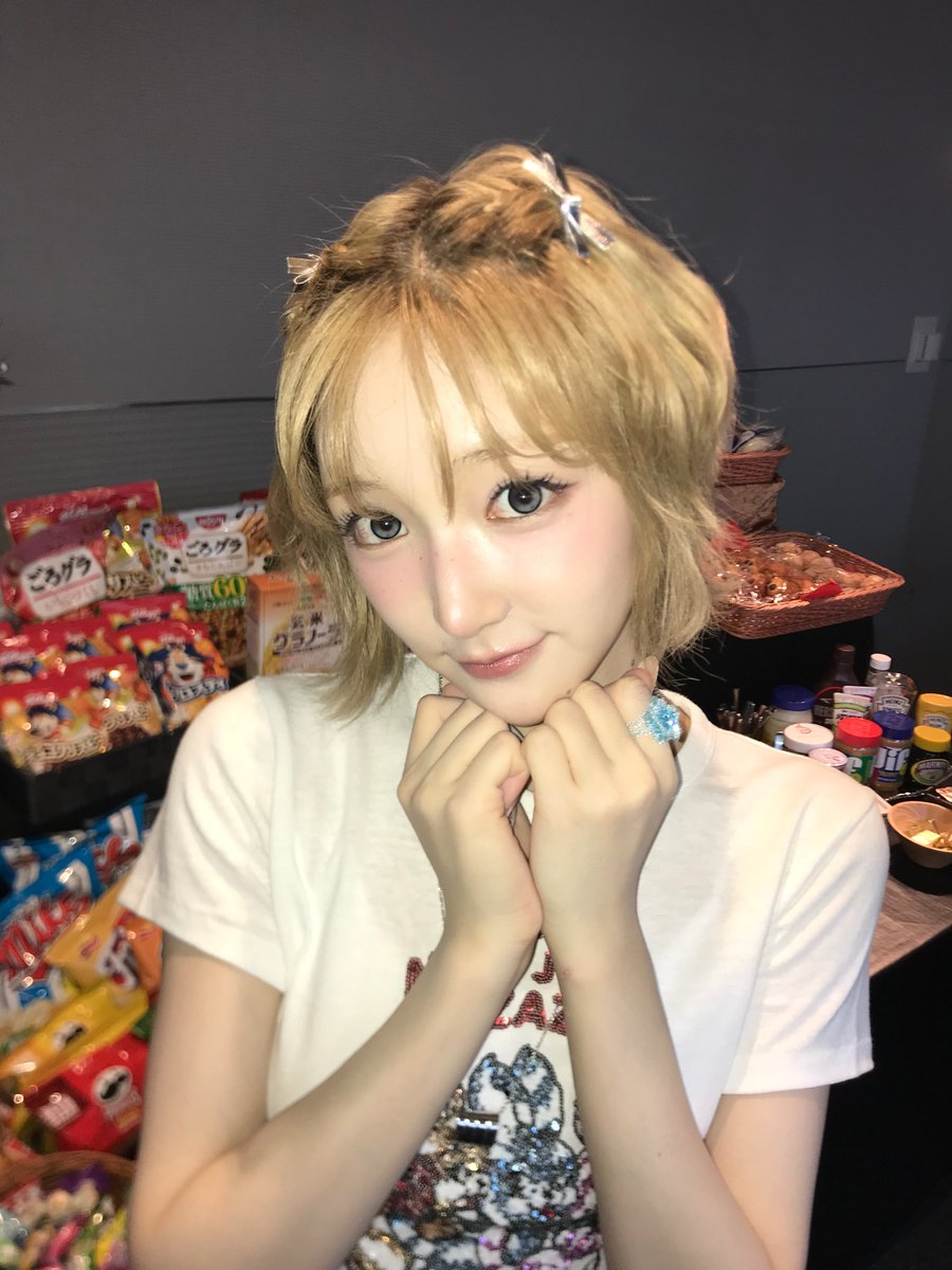 jiyu pics tweet media