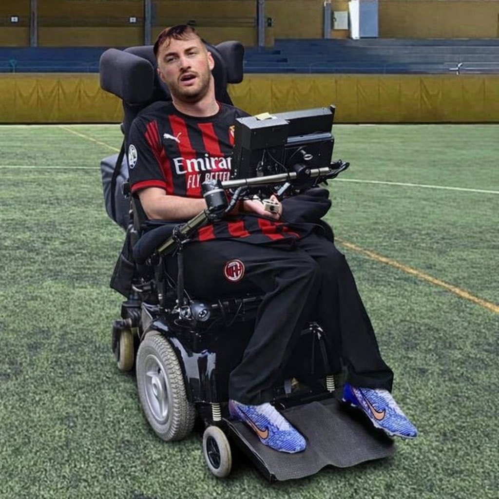 . parka 💀 tweet media