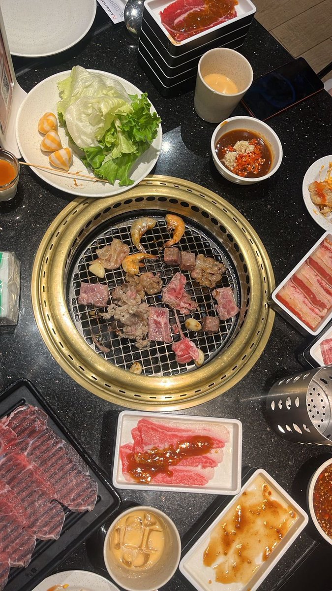 acaaa🦦 tweet media