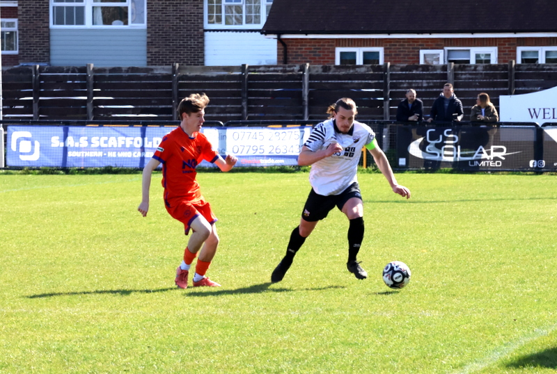 Roger Smith tweet media