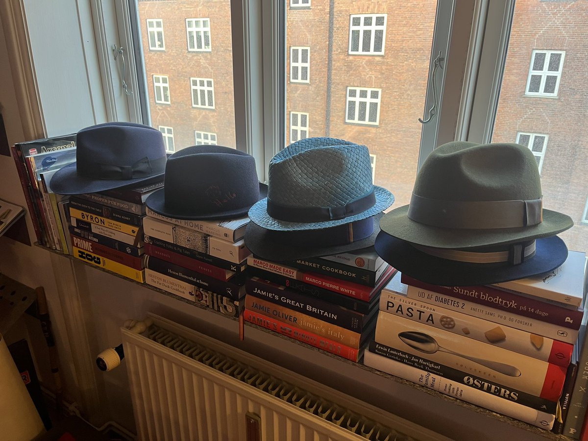 Claus Bach tweet media