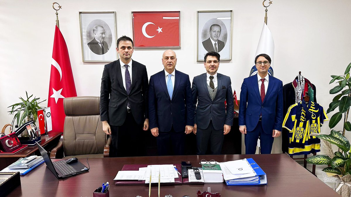 kamuavukatlari's tweet photo. KAVDER olarak Avukatlar Günü ziyaretlerimiz kapsamında Ankara 2 Nolu Baro Başkanı Sayın Gökhan Ağdemir'i ziyaret ederek kamuda çalışan avukatlara ilişkin görüş teatisinde bulunduk. Katkı, görüş ve misafirperverliği için teşekkür ederiz. 
@ankara2barosu 
@gokhanagdemir https://t.co/u3F97dFRFf