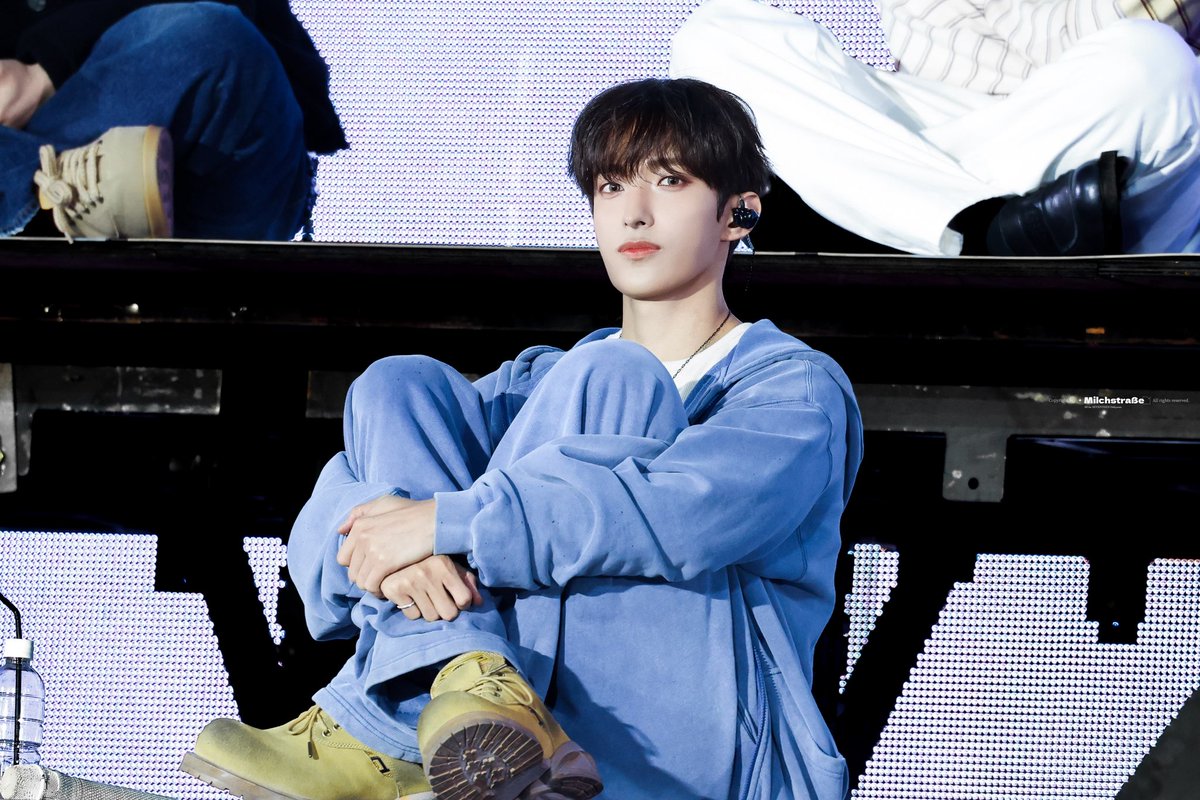 milchstrabe_dk's tweet image. 260405 [NEW_] ENCORE

( *ฅ́˘ฅ̀*)

#세븐틴 #SEVENTEEN #SVT #도겸 #DK #DOKYEOM #李硕珉 #李碩珉
