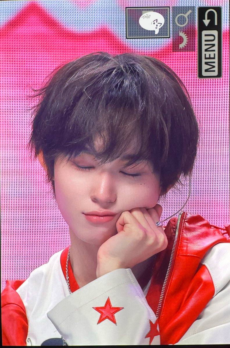 it‘s you! tweet media