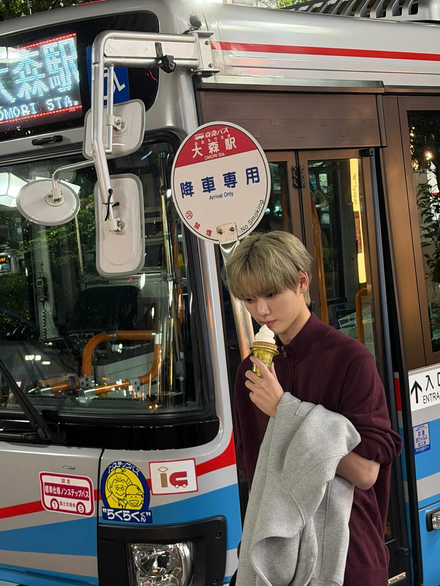 아니 너무 귀엽잖아............... 다섯살아님?