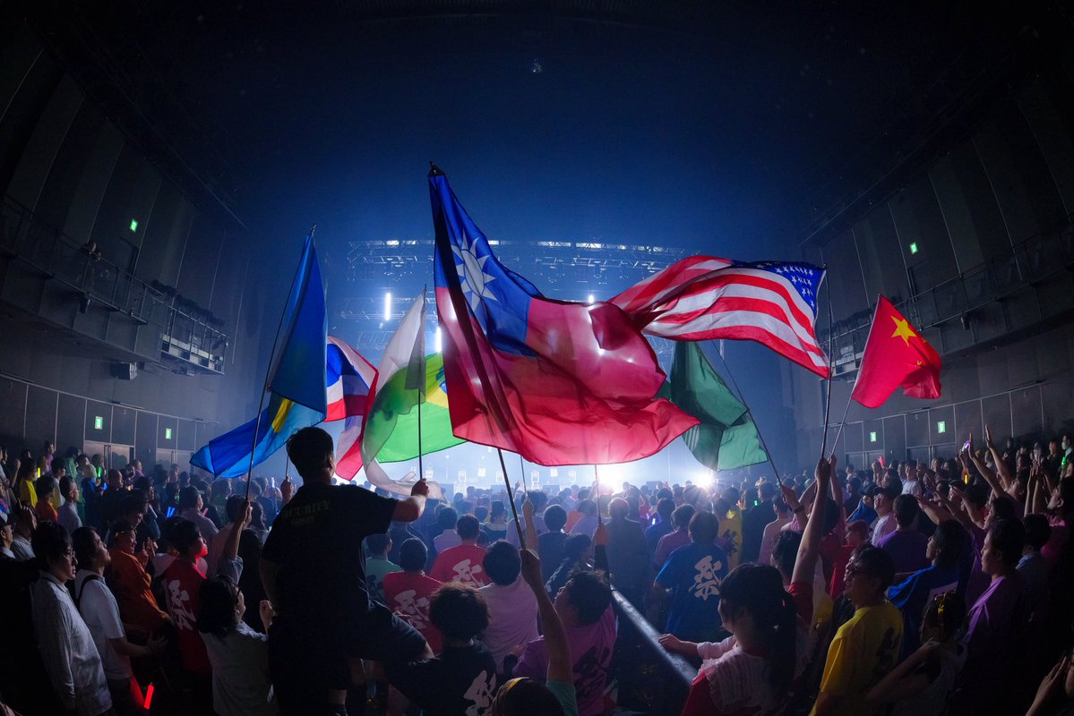 FES☆TIVE tweet media