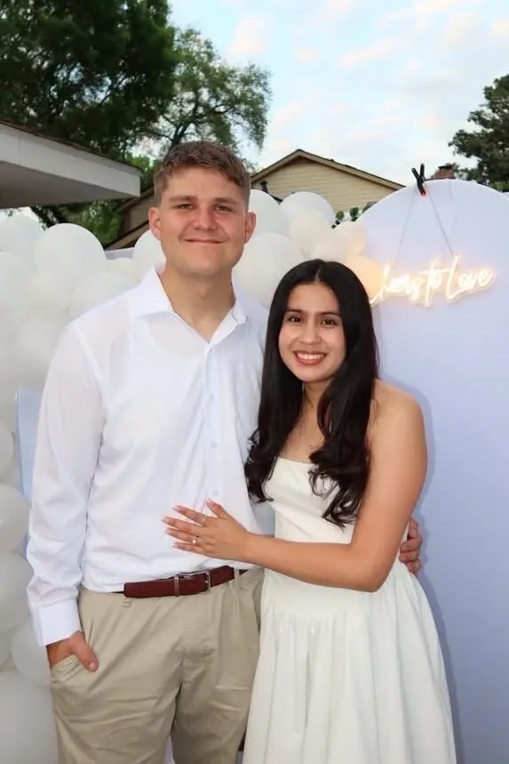 FactPost tweet media