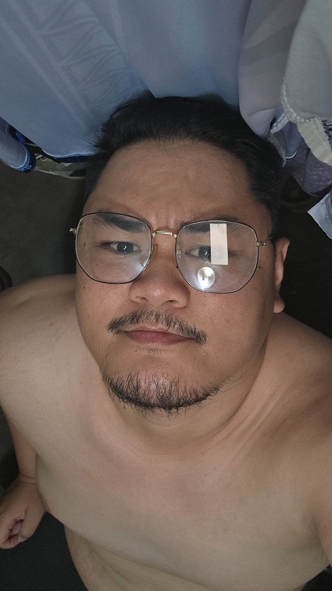 A very weird angle... hahahaha! Might\ Will delete later...