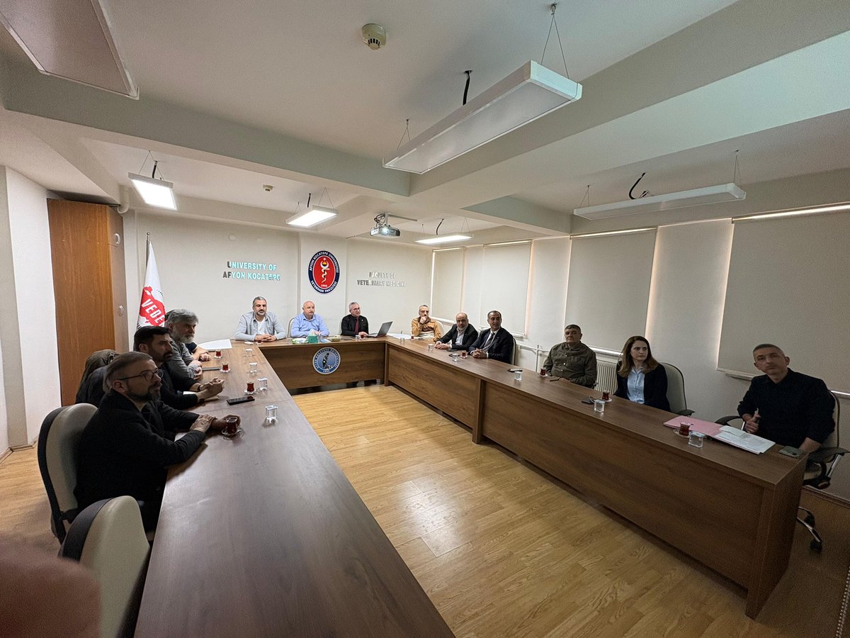 Şube Başkanımız Ercan İşlek, Afyon Kocatepe Üniversitesi Veteriner Fakültesi tarafından düzenlenen Danışma Kurulu Toplantısı’na katılım sağladı.