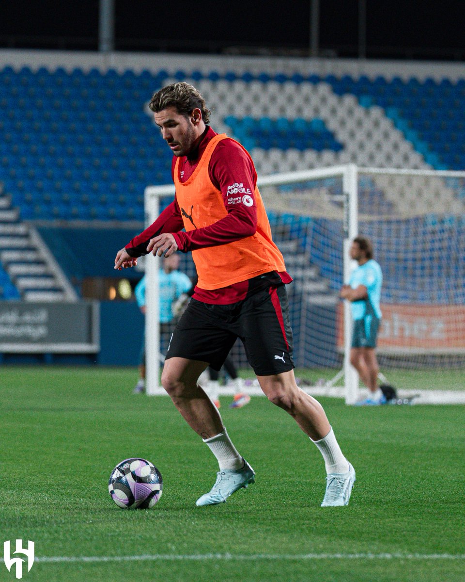 Theo Hernandez tweet media