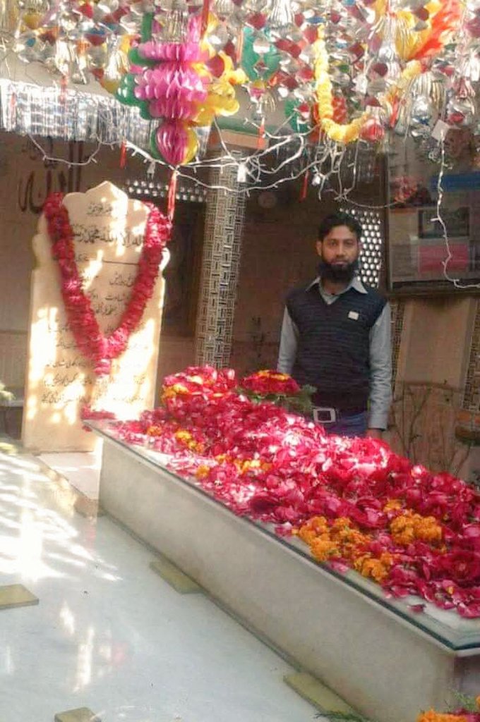 Naveed Jaan tweet media