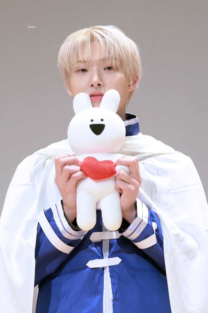 𝐋𝐮𝐜𝐞𝐫𝐨 tweet media