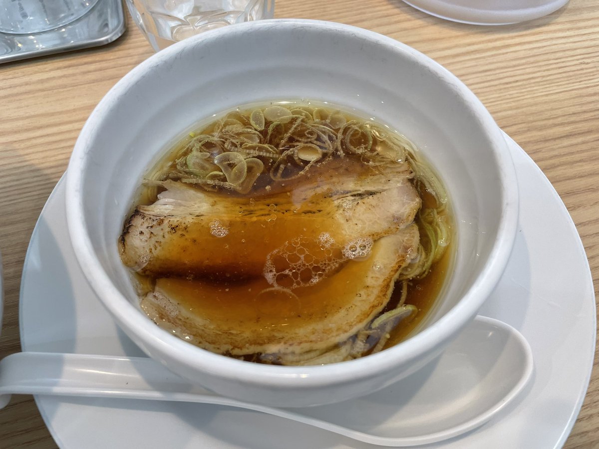 junpeitea's tweet photo. ASHITAMO RAMENへ。初訪問。
麺が特に美味しかったですね✨
#ASHITAMORAMEN
#昆布水つけ麺醤油
#栃木のラーメン
#ラーメン https://t.co/Tce4J4j8P7