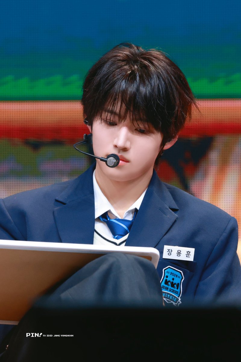 𝒑𝒊𝒏 tweet media