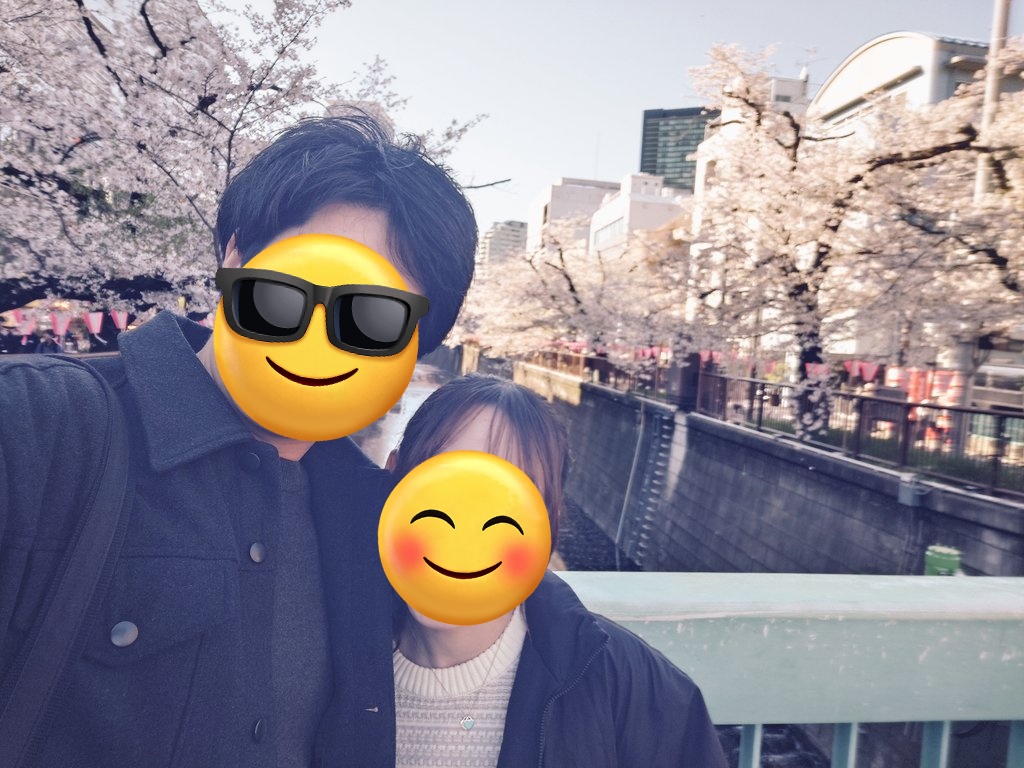 Kei_Randy's tweet photo. 今年も中目黒のスタバロースタリーでお花見出来ました🌸 桜すごく綺麗…！
去年と同じ日に行けて嬉しい笑

フードやドリンクも充実していてとても美味しかったです😆

最初曇ってたけど、お店出る頃には晴れて最高でした✨

 #中目黒
 #桜
 #スターバックスロースタリー東京
 #Starbucks https://t.co/wtKmzthjX5