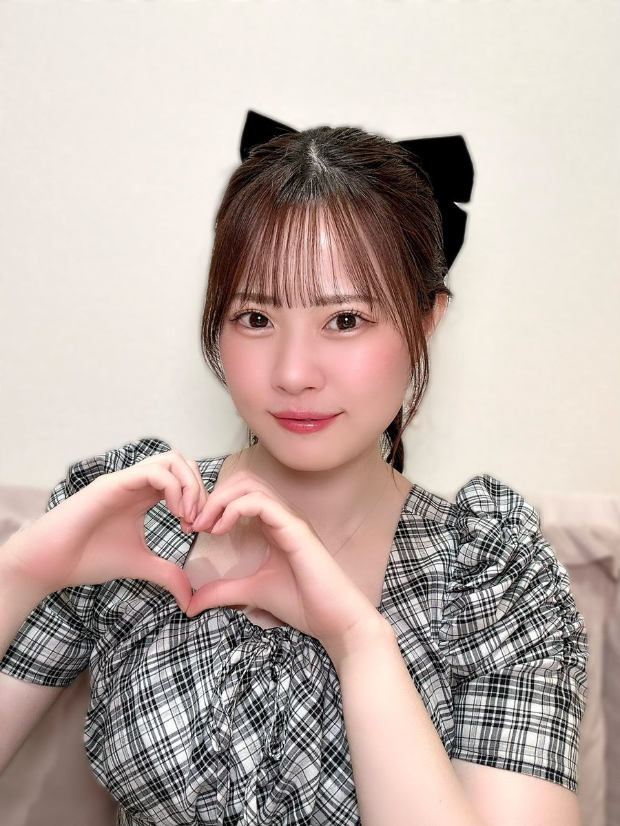 yuamonmonmon's tweet photo. 笑顔の理由になってくれてありがとう
( ˶˙ᵕ˙˶ )🖤

今回一緒に楽しんでくれた方も、イベント来れなかったけど想ってくれてた方も、まだこうしてSNS覗きに来てくれる方も、少しでも思い出してくれた方も、全部が嬉しいんだ♪ https://t.co/uiOJySgFGK
