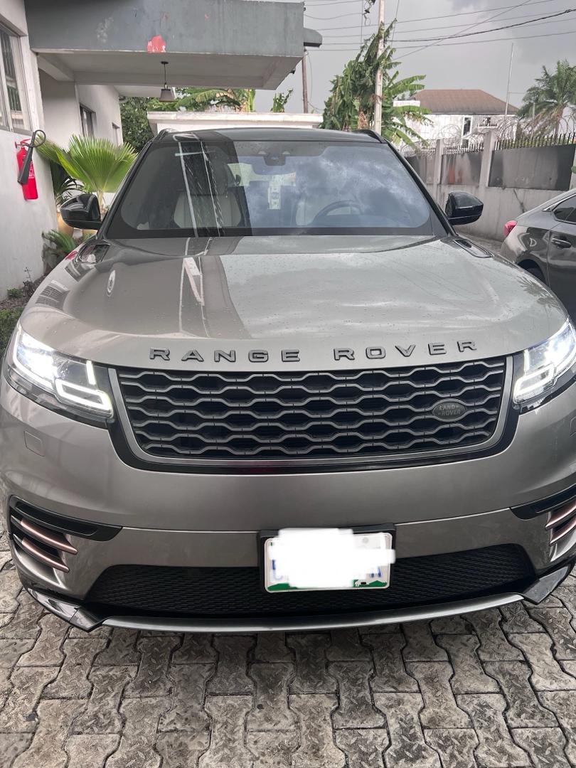 SOUTHCARNG_LTD's tweet image. Not built for the economy tire
Built for those who understand value 

Range rover | G-wagon | Escalade | Gle 
Any of these For 12hrs booking within Lagos only.

Send a dm with an itinerary to get a quote.
WhatsApp/call: 09138601779
#Suv #Logistics