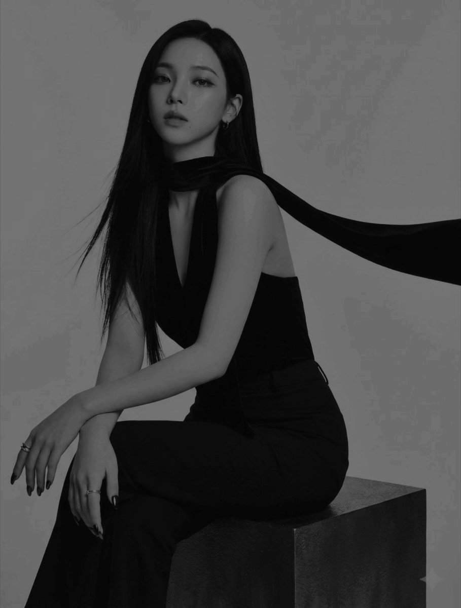 ⠀️
⠀️
⠀️
⠀️
Loving myself ❤️
⠀️
⠀️
⠀️
⠀️