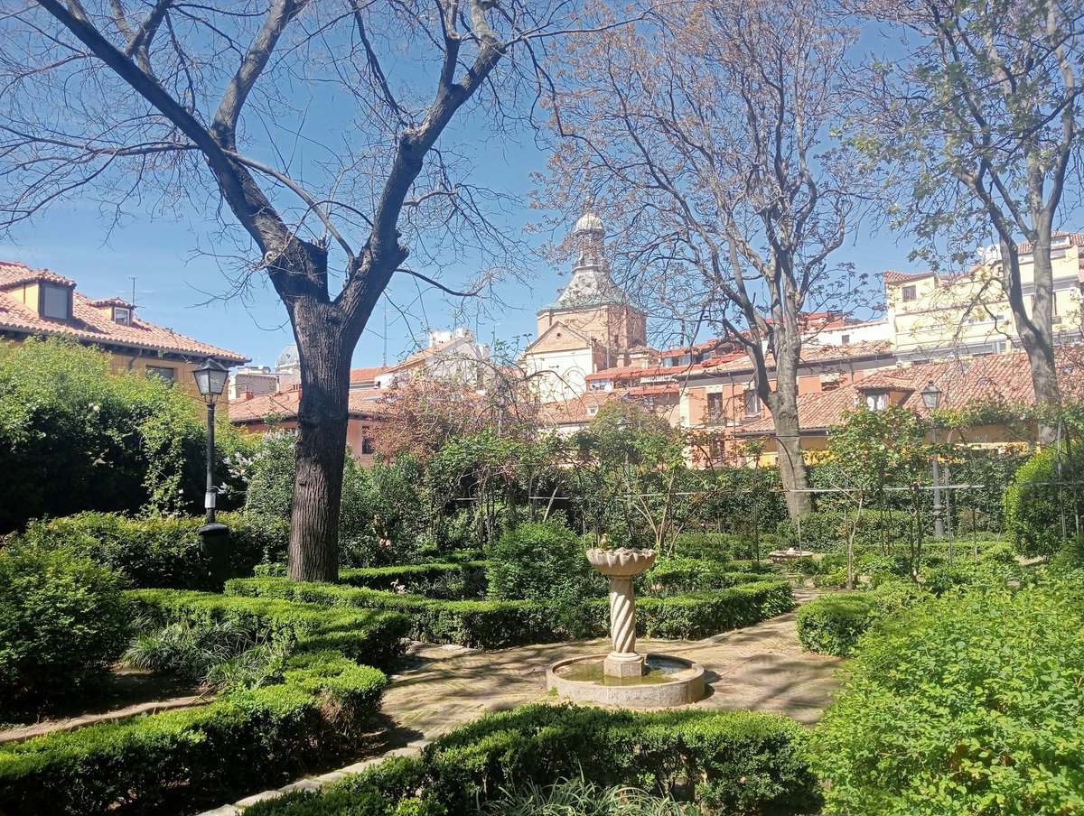 Ana G. Urcola tweet media