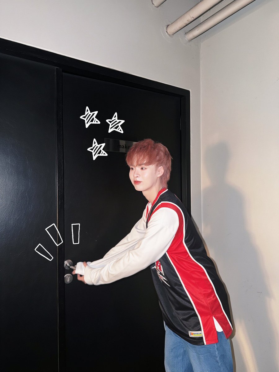 สะตังสะตรังสะตางค์ tweet media