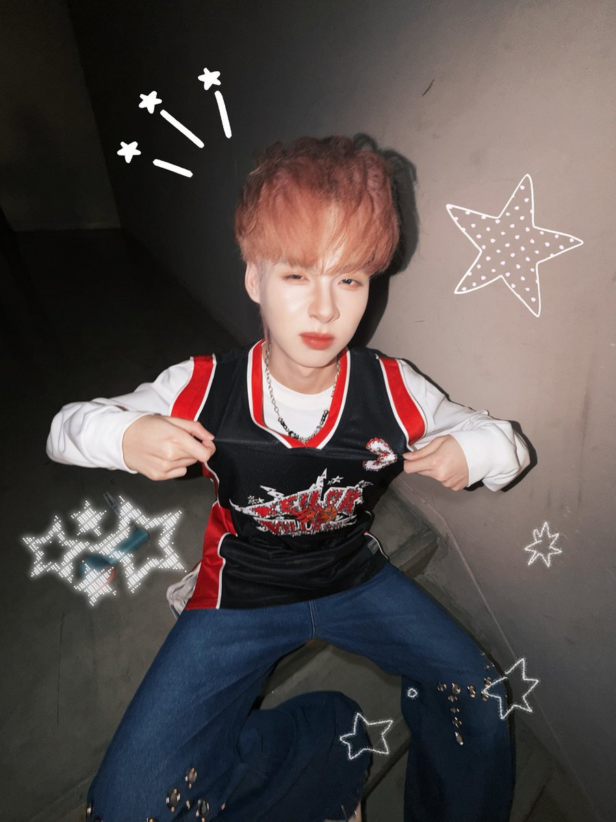 สะตังสะตรังสะตางค์ tweet media