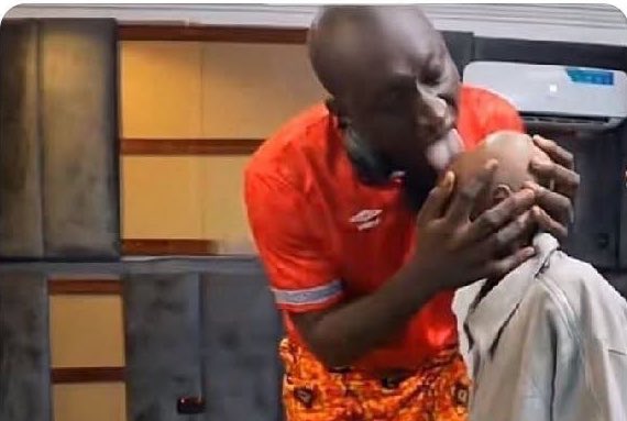 32 FunFoolers tweet media