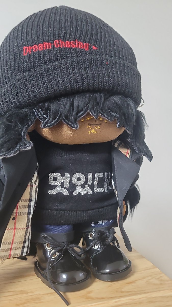 RT이벤트)
공식한글화가 뜨면 이벤트를 올리려했지만 몇년이 걸릴지 모르겠어서 미리 트윗을...
저와 함께 술탄의게임 공식한글화를 기원해주시술잇나요
공식한글화 공지가 올라오는 날, 알티추첨 한분께 수제작으로 만든 술탄님 20cm 솜인형을 드립니다